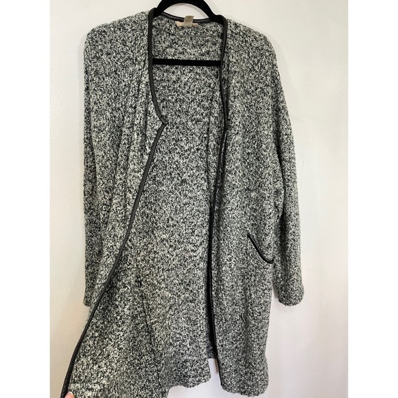 Loft Women’s Long Cardigan Sweater Overside Fit Size: XS - Picture 2 of 11